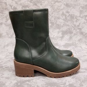 Stylish Green Ankle Booties with Sleek Design